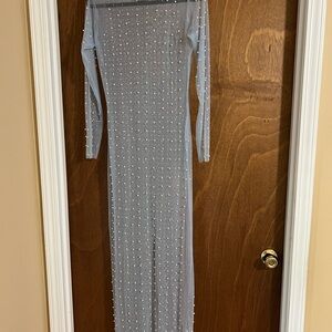 Elegant Pearl-Studded Long Sleeve Dress